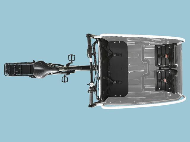 Familienbank und 2x Kindersitz auf Konsole